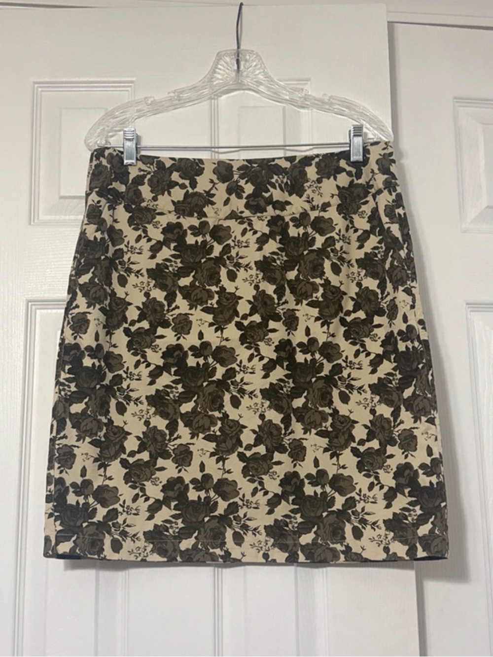 Architect tan and olive floral mini skirt  Size US 10